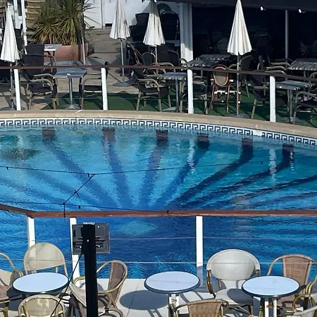 Naturist Port Ambonne Melrose View Appartamento *