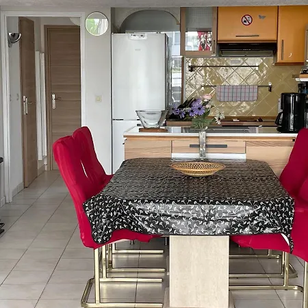Apartment Naturist Port Ambonne Melrose View